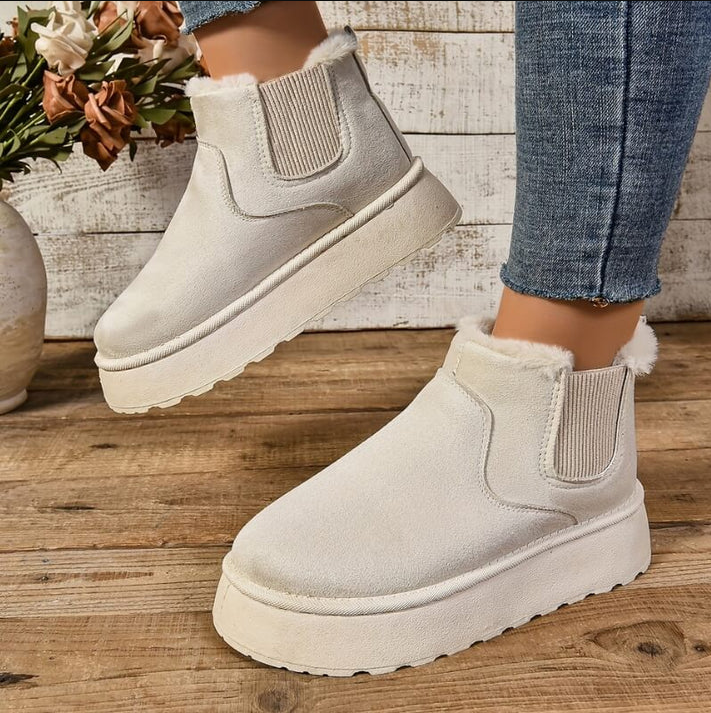 Naira – Stylische und warme Stiefel für kalte Wintertage